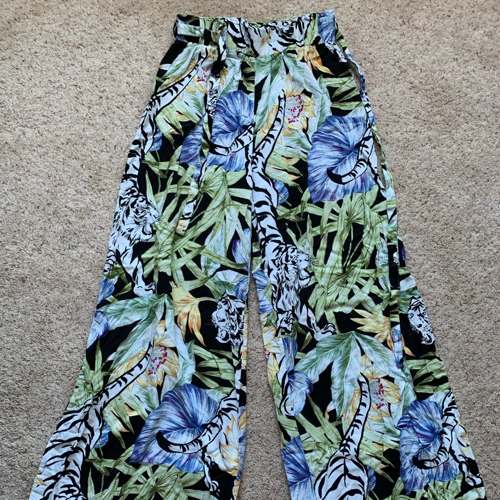 Flowy Pants - Picture 2 of 2
